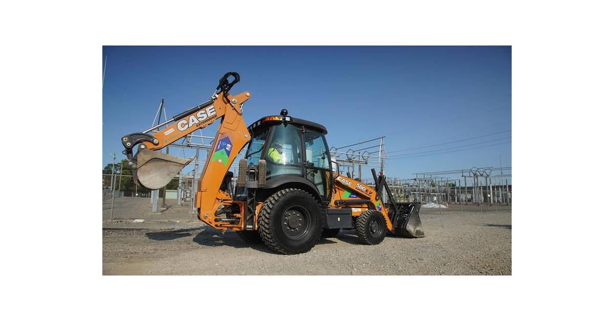 CASE Delivers Industry’s First Electric Backhoe Loaders FleetNow